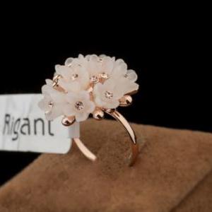 Flower Ring Gold Plated Acrylic Rose Flower Cluster Inlays Golden ...
